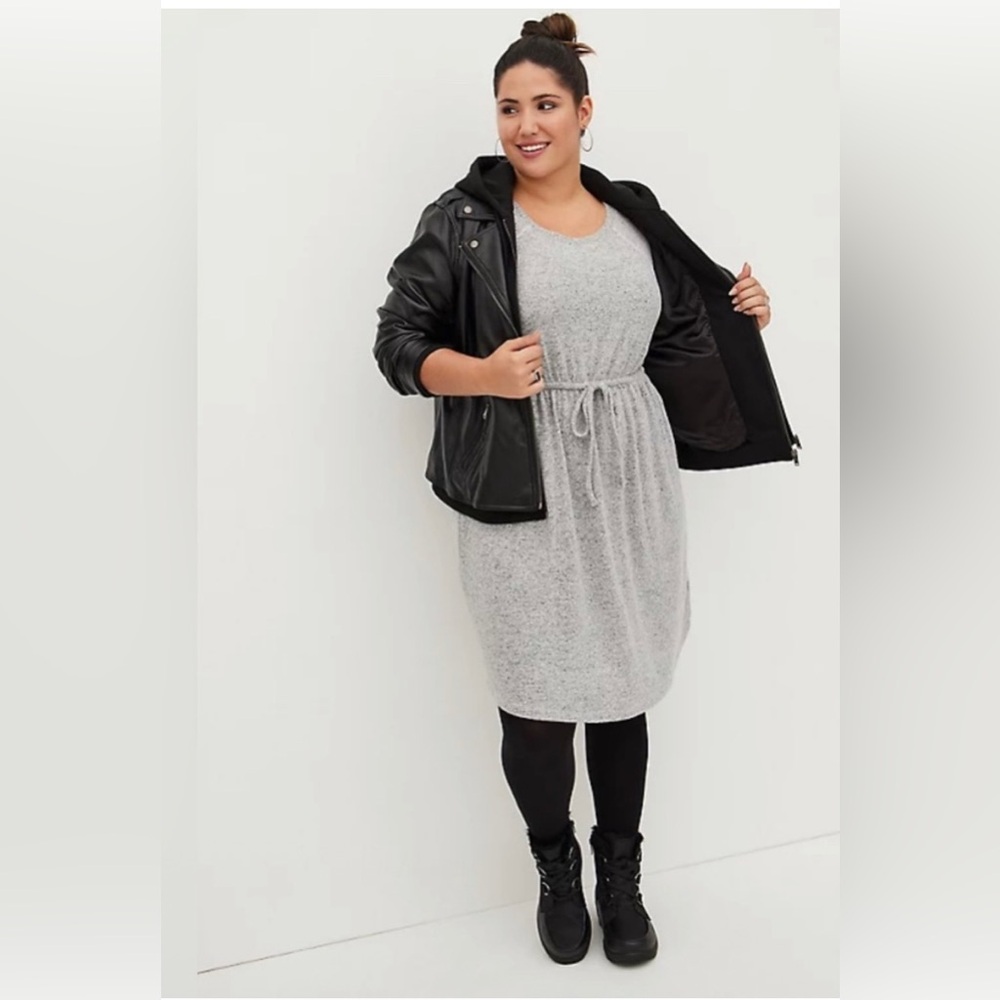 NWT Torrid Women’s Super Soft Plush Long Sleeve Crew Neck Skater Dress Size 1X